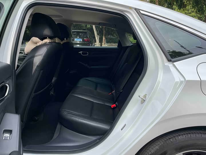 Фото 8 - Honda Integra