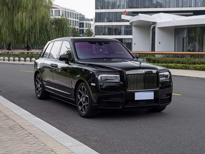 Фото 3 - Rolls-Royce Cullinan
