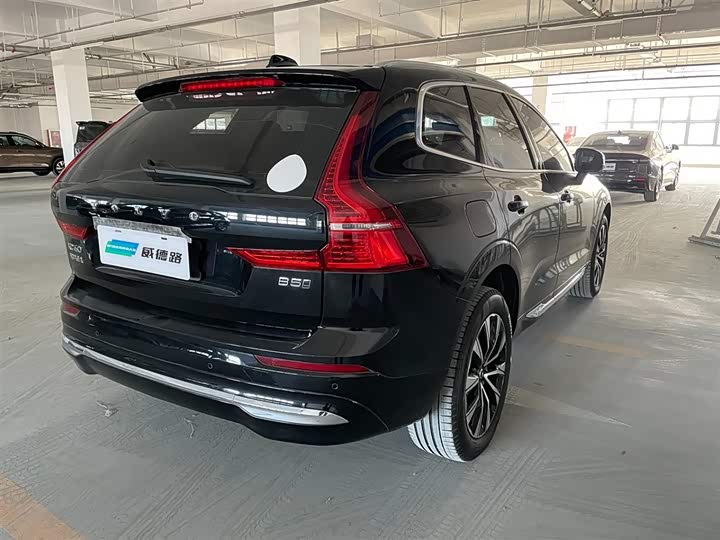 Фото 6 - Volvo XC60