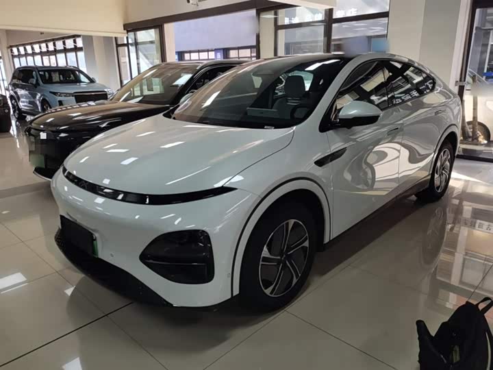 Фото 2 - XPeng G6