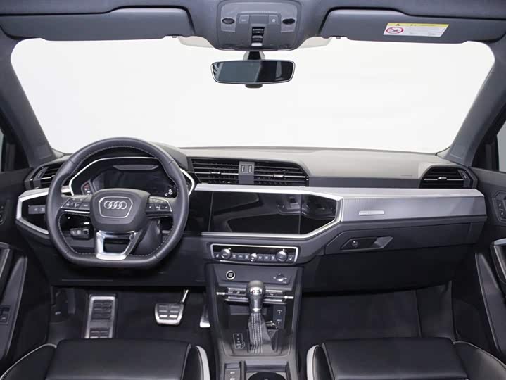 Фото 9 - Audi Q3