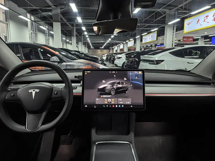 Фото 5 - Tesla Model Y
