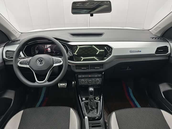 Фото 6 - Volkswagen Tacqua