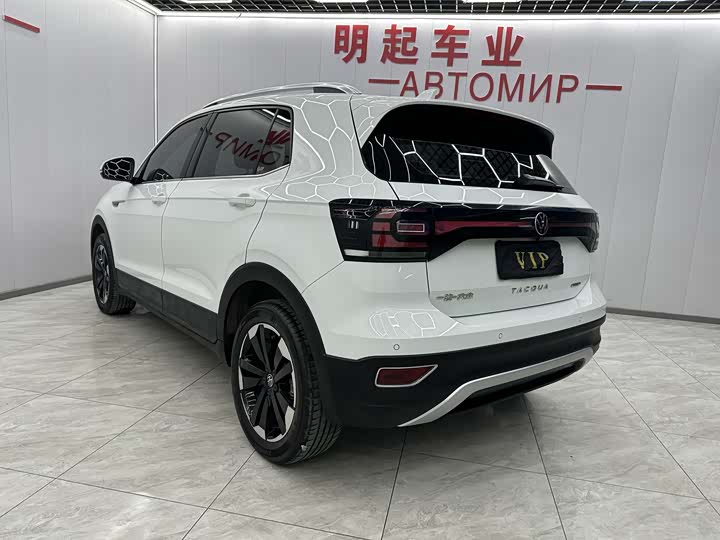 Фото 8 - Volkswagen Tacqua