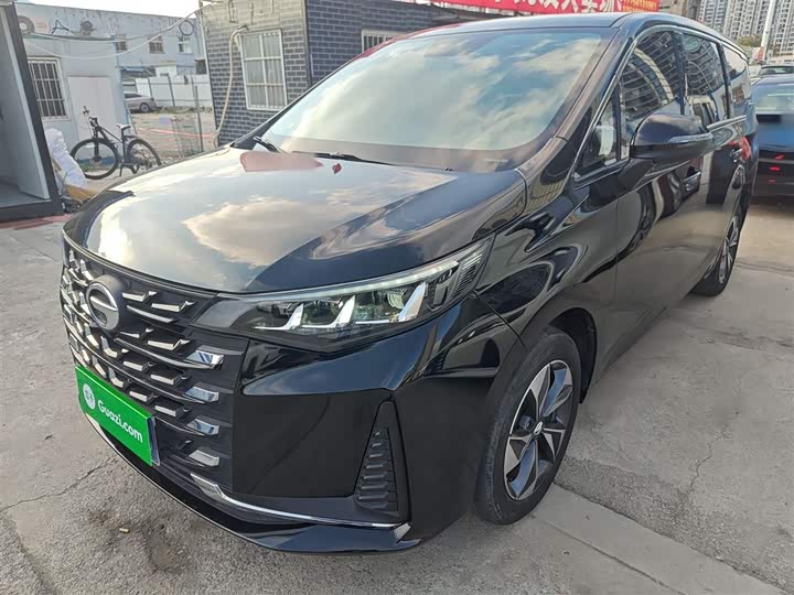 Фото 1 - GAC Trumpchi M6