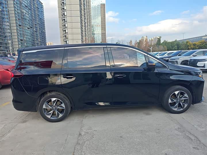 Фото 5 - GAC Trumpchi M6