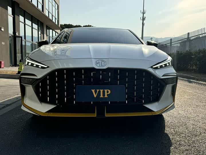 Фото 2 - MG Motor 6