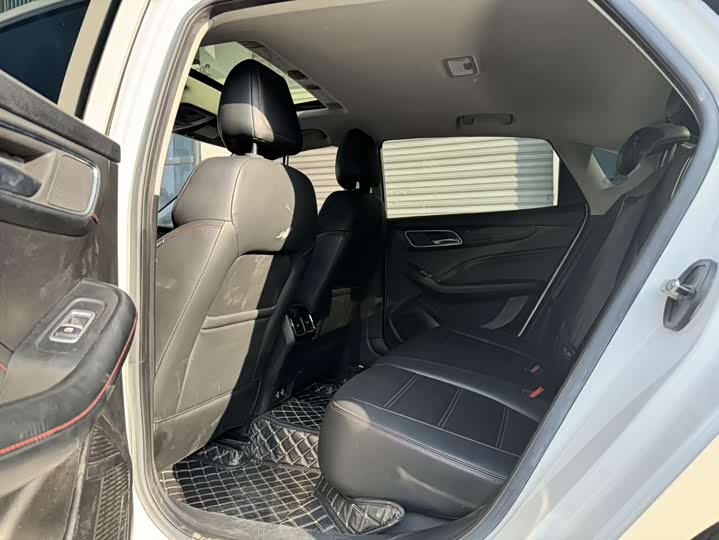 Фото 6 - MG Motor 6