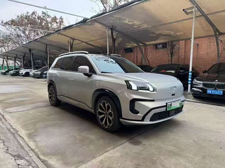 Фото 3 - GAC Aion V