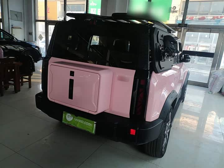 Фото 7 - Chery iCar 03