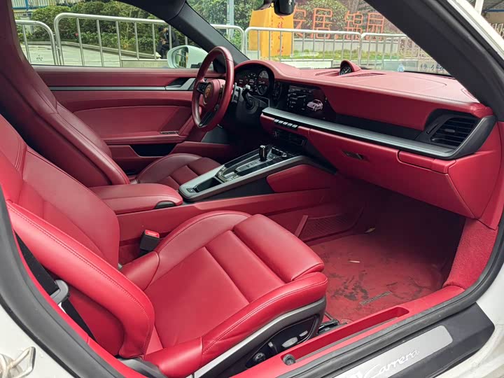 Фото 4 - Porsche 911