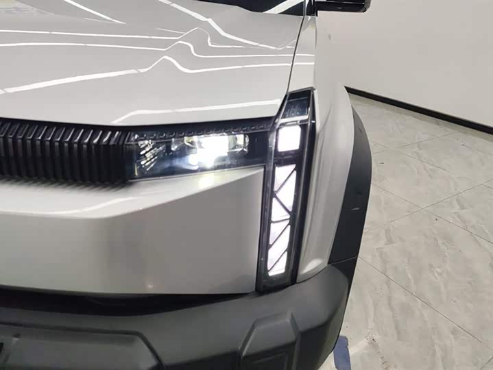 Фото 5 - Chery iCar 03