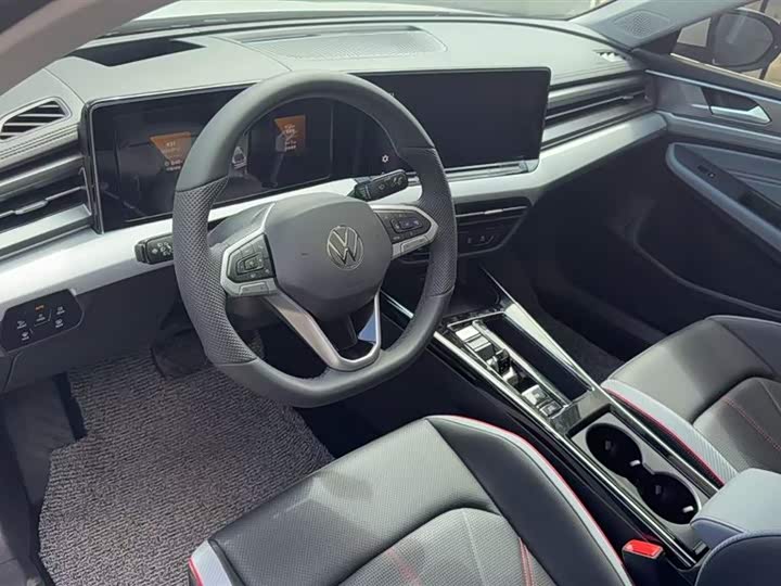 Фото 4 - Volkswagen Lamando L