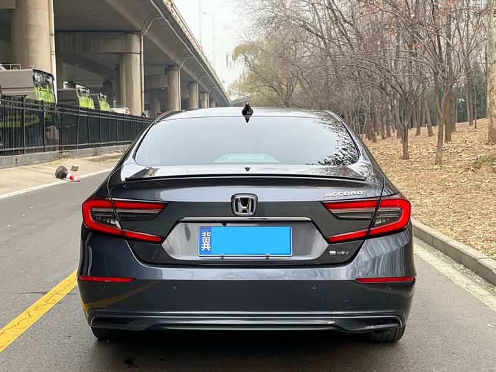 Фото 5 - Honda Accord