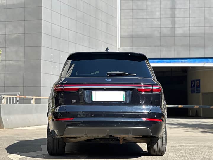 Фото 6 - LiXiang One