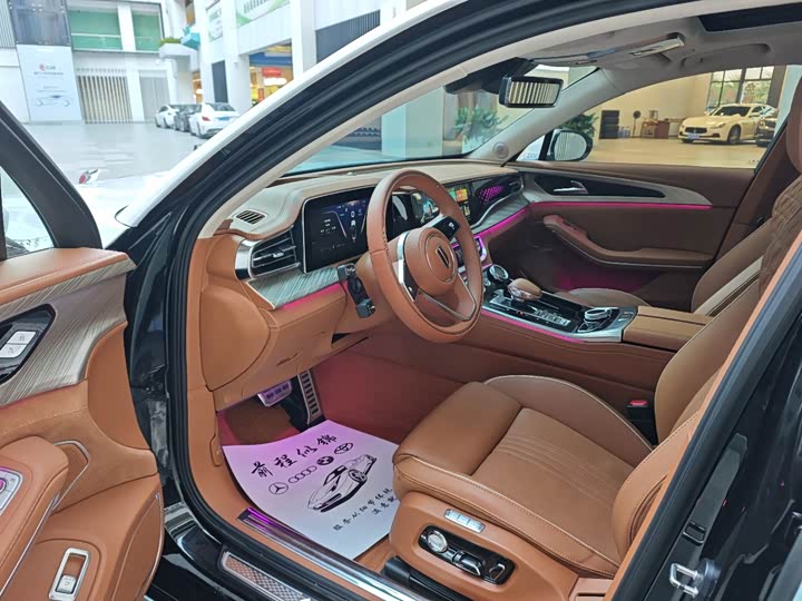 Фото 4 - Hongqi H9