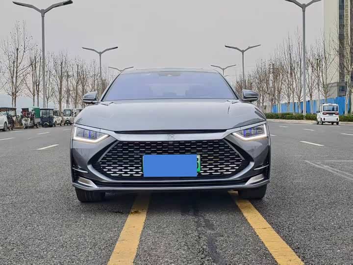 Фото 2 - BYD Han