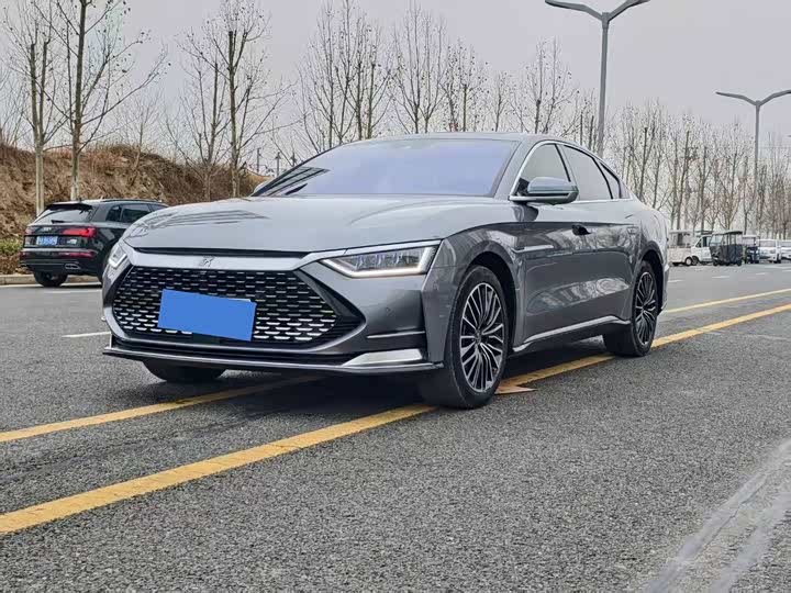 Фото 3 - BYD Han