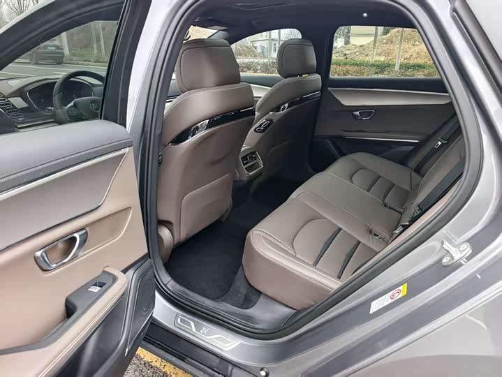 Фото 5 - BYD Han