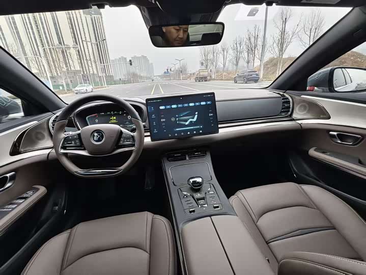 Фото 7 - BYD Han