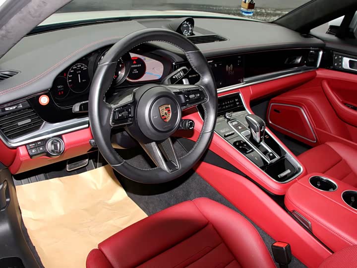 Фото 4 - Porsche Panamera