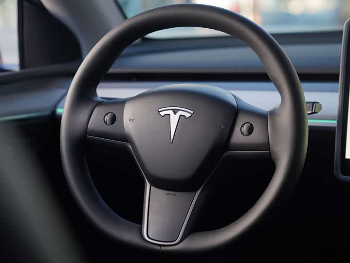 Фото 7 - Tesla Model Y