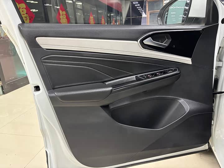 Фото 9 - Jetta VS5