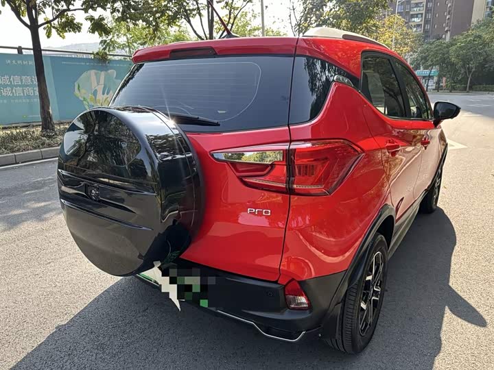 Фото 4 - BYD Yuan Pro