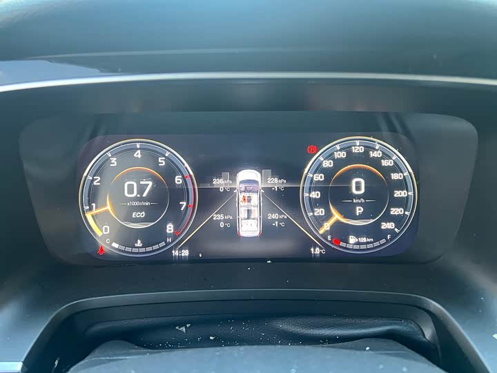 Фото 7 - GAC Trumpchi M8