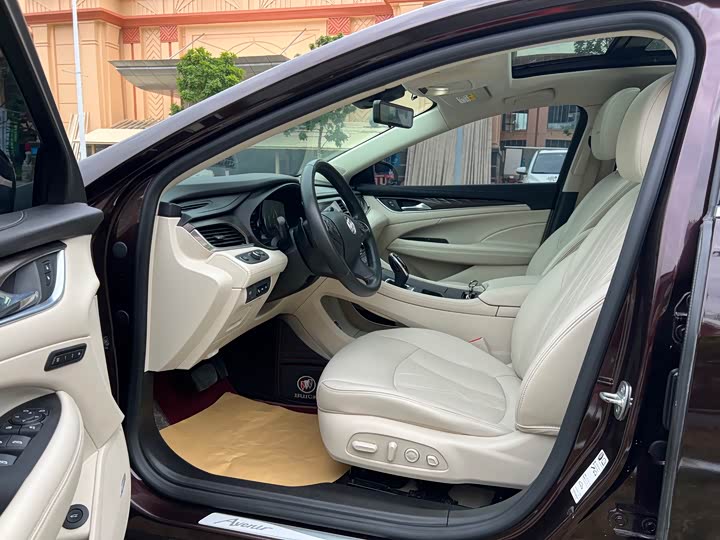 Фото 9 - Buick LaCrosse