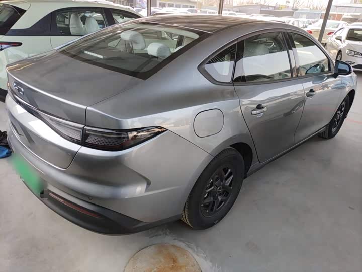 Фото 7 - BYD Seal 05 DM-i Hybrid