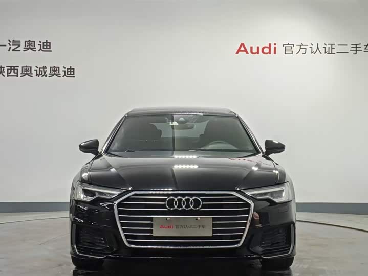 Фото 2 - Audi A6L