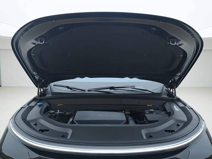 Фото 6 - LiXiang L9