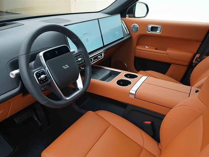 Фото 8 - LiXiang L9