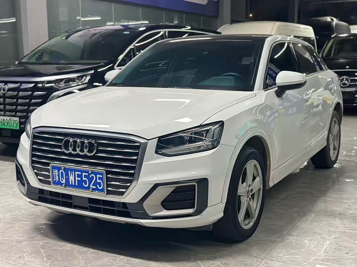 Фото 1 - Audi Q2L