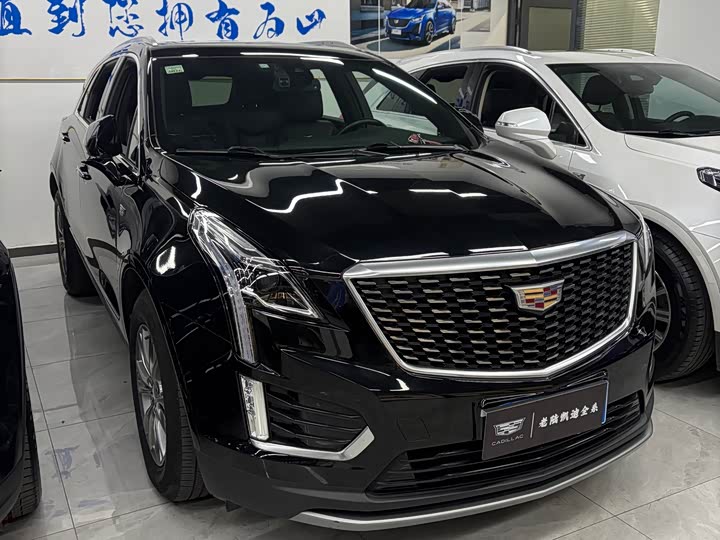 Фото 3 - Cadillac XT5