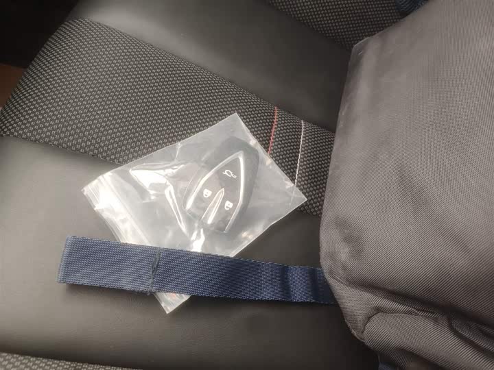 Фото 9 - Changan Oshan X5