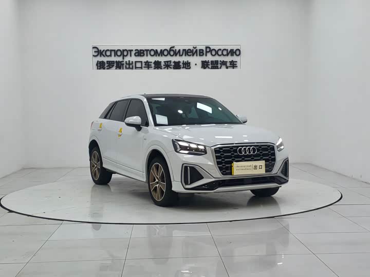 Фото 1 - Audi Q2L