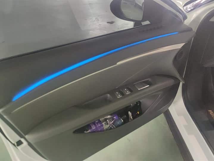 Фото 7 - XPeng Mona M03