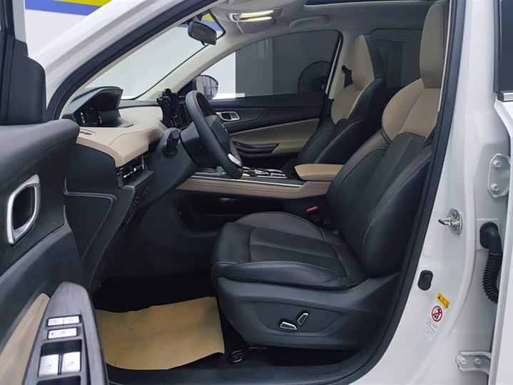 Фото 9 - Changan CS55 Plus