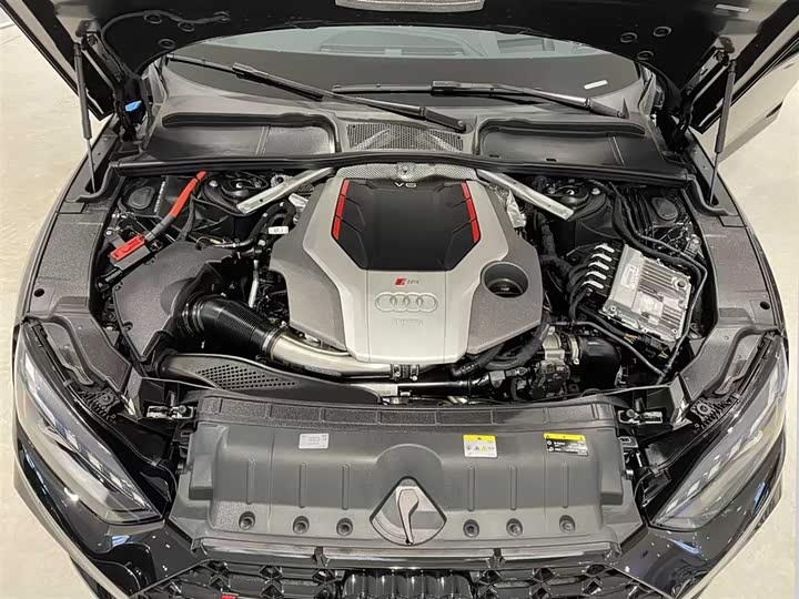 Фото 9 - Audi RS 5