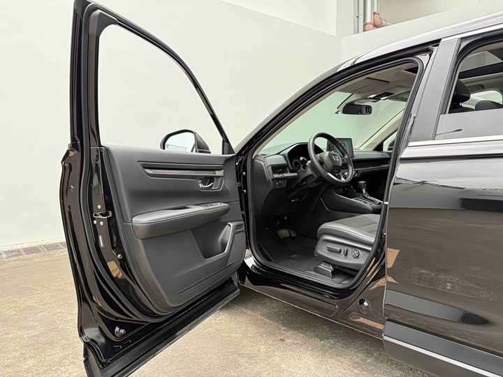 Фото 6 - Honda CR-V