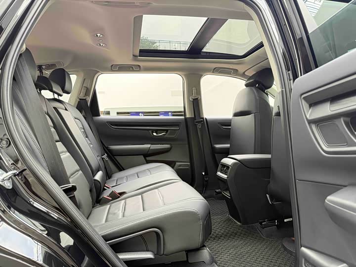 Фото 9 - Honda CR-V