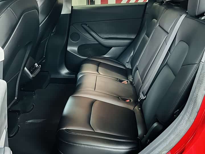 Фото 7 - Tesla Model Y