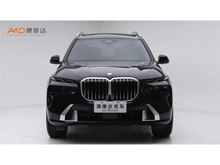 Фото 2 - BMW X7