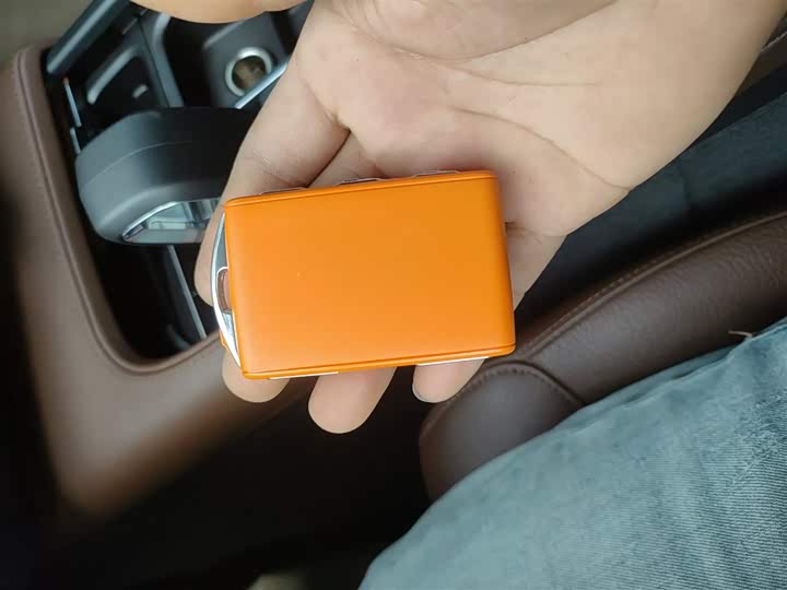 Фото 9 - Volvo S90