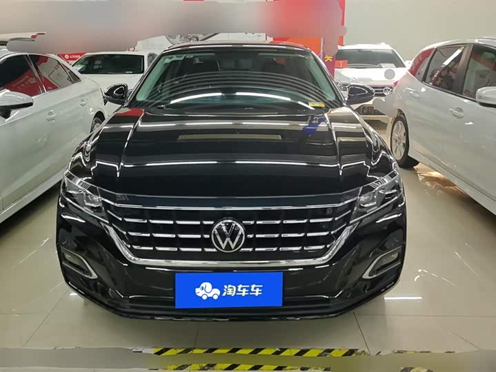 Фото 2 - Volkswagen Passat