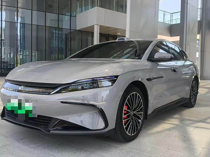 Фото 1 - BYD Han