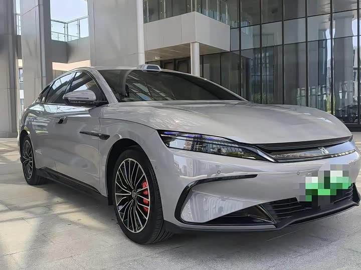 Фото 3 - BYD Han