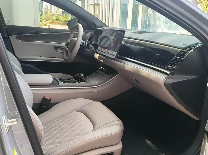 Фото 6 - BYD Han